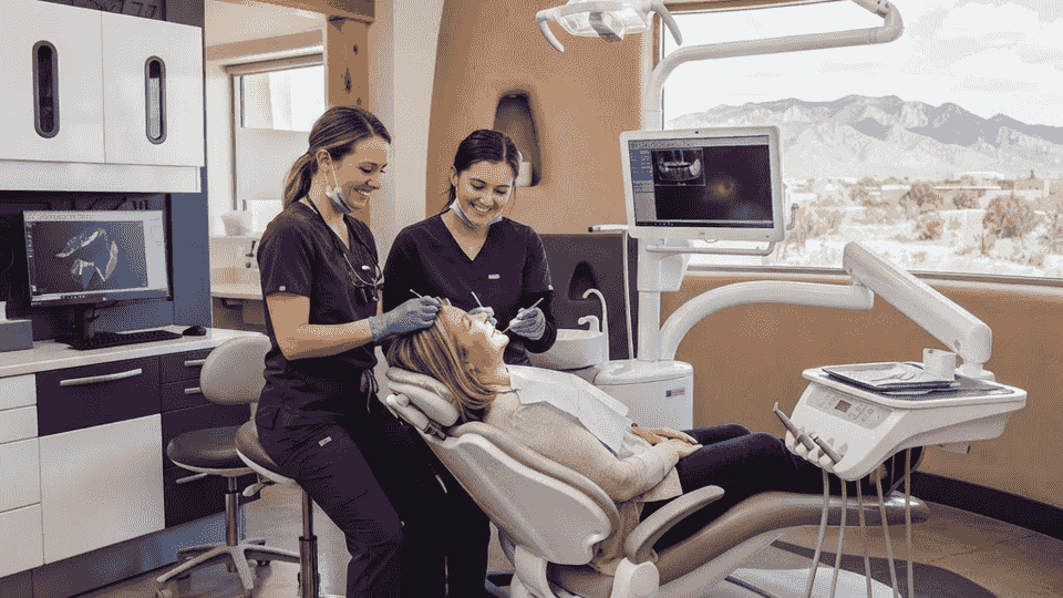 Top 10 Best Dental Clinics in Albuquerque
