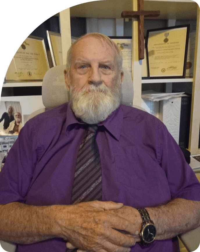 Kevin Bates Author
